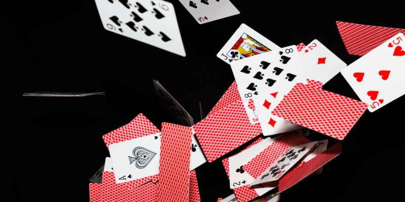 Lợi ích khi chơi game bài